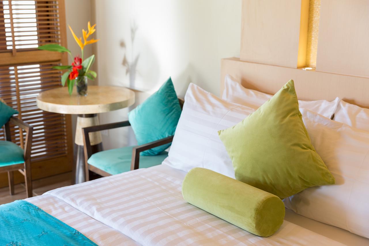 Solina Beach & Nature Resort Carles Екстериор снимка
